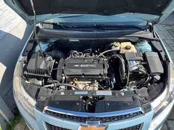 Predám Chevrolet Cruze 1,8 - 20