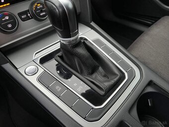 Volkswagen Passat Combi 2.0TDI 110kW automat tažné klima ACC - 20