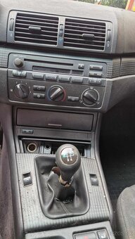 BMW 318D 2,0D 85kw kód motora: 204D4 - 20