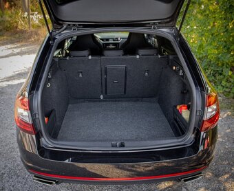 Škoda Octavia Combi 2.0 TSI RS DSG - 20