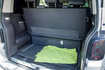 Volkswagen T5 Multivan 2.0 TDi DSG - 20