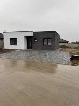 Základové dosky a hrubé stavby - 20