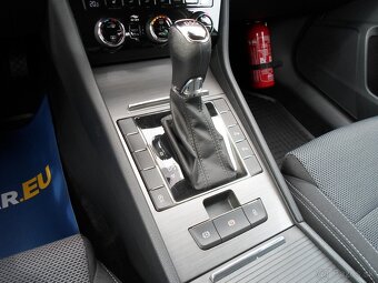 Škoda Superb Combi 1.5 TSI ACT DSG automat,ťažné,keyless,kam - 20