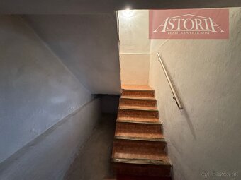 PREDAJ Rodinný dom v centre mesta Turany, s krásnym pozemkom - 20