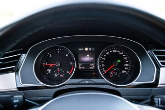 Volkswagen Passat Variant 2.0 BiTDI 240k Highline 4x4 R-Line - 20