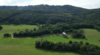 Horné Plachtince – luxusný rodinný dom pri lese - 20