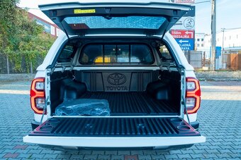 Toyota Hilux DC 2.8 I D-4D Invincible 4x4 A/T - 20