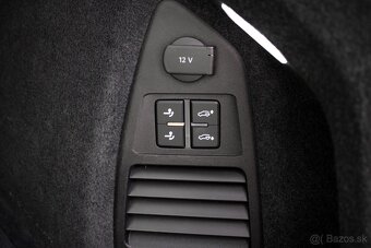 Volkswagen Touareg 3.0 V6 TDI Elegance 4Motion Tiptronic - 20