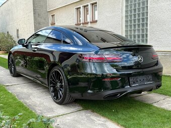 MERCEDES E TRIEDA COUPE 300d mHEV 4MATIC 2 x AMG LINE,NIGHT - 20