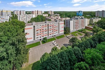 NA PREDAJ ŠTÝLOVÝ 3-IZBOVÝ BYT, KOMPLETNÁ REK., PETRŽALKA - 20