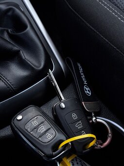 Hyundai i30 CW 1.6i MPI CVVT Family - 20