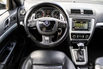Škoda Octavia Combi 2.0 TFSI RS DSG - 20