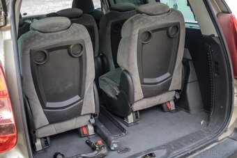 Peugeot 807 2.2 HDI ST - 20