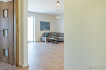 RODINNÝ DOM v rádovej zástavbe - projekt Pod Ráblom Dvorníky - 20