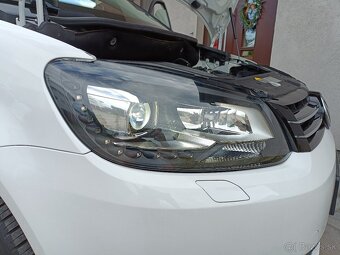 VOLKSWAGEN TOURAN 2.0 TDI CR 103 kW DSG6 MATCH BI-XENÓN - 20