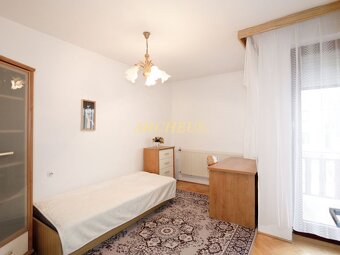 RODINNÝ DOM S GARÁŽOU, POZEMOK 781 m2, SVIDNÍK - 20