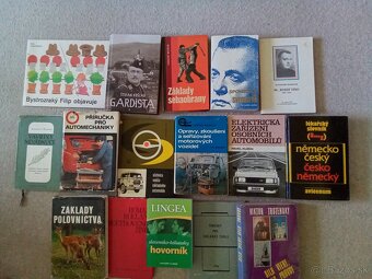 Detské A INE knihy 78 + DVD Judas Priest, historické-nábožen - 20