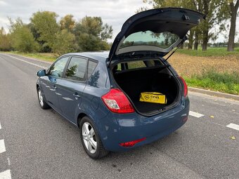 Kia Ceed 1.4 16V Exclusive Nová STK - 20