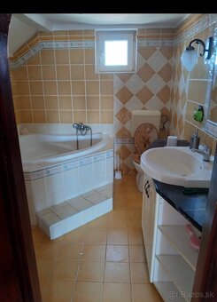 Predaj 6 izboveho domu v Rajke - 20