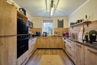 Krásny rodinný dom vo Veľkom Šariši - 20