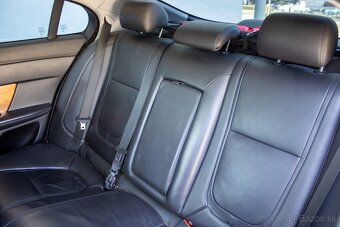 Jaguar XF - 20