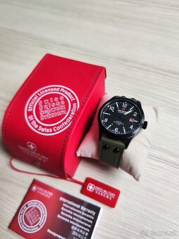 Švajčiarske hodinky SWISS MILITARY HANOWA - Army Black Green - 20