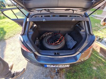 Opel Astra H - 20