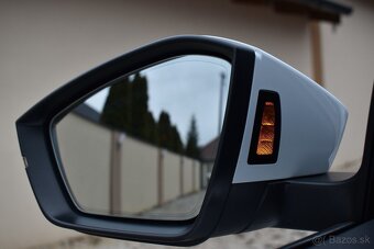 ŠKODA SUPERB 2.0 TDI COMBI DSG//ACC/LANE/LED/VIRTUAL - 20