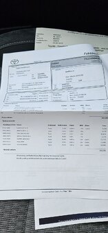 Toyota auris 2018 hybrid Combi - 20