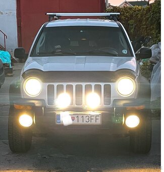 Predam Jeep Cherokee KJ Liberty - 20