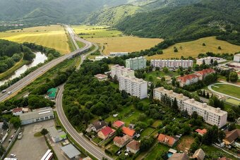 ►RETRO 4.iz.byt, čiast.rekonštr.Garáž.Výhlad na hory Žarnovi - 20