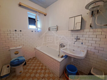 Dom v obci Štitáre v blízkosti lesa a zároveň s dobrou dos - 20