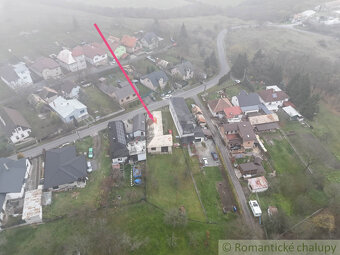 Rodinný dom / chalupa s veľkou záhradou v tichej obci Horn - 20