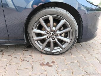 Mazda 3 SKYACTIV G - 20