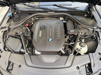 BMW Rad 7 730d xDrive A/T full M packet - 20