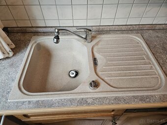 Masívna kuchynská linka z Nemecka so spotrebičmi - 20