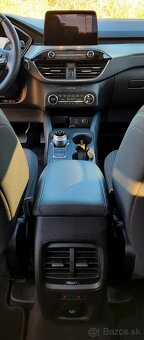 Predám  Ford Kuga 2.5 Duratec PHEV 225k Titanium CVT - 20