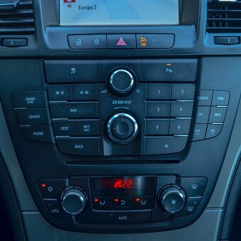 Opel Insignia 2.0 CDTI 130k Edition - 20