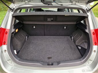 Toyota Auris 1.8 I VVT-i HybridSD Style - 20