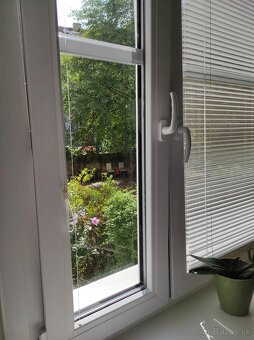 3 izbový POVRAZNÍCKA - 80 m2 , TEHLA , LOGGIA - 20