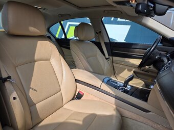 BMW Rad 7 730d - 20