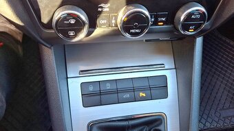 Škoda Octavia Combi 1.6 TDI 115k Ambition - 20