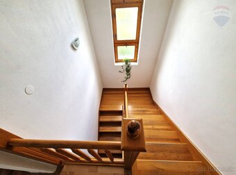 Priestranný rodinný dom - Lehota pod Vtáčnikom - 20