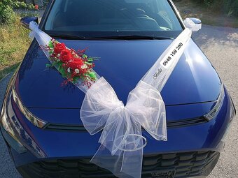 Biela výzdoba na svadobné auto - 20