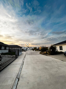 Skvelá ponuka 4i RD v súkromnej rezidencii - 20