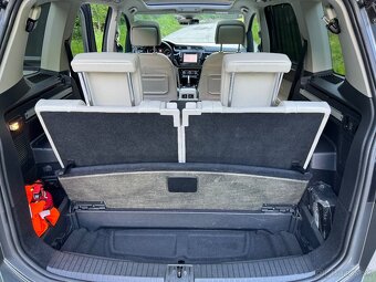 Volkswagen Touran 2.0 TDI 140kW DSG, 7 miest, Top výbava - 20