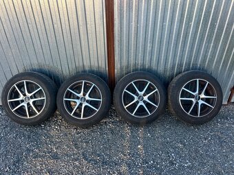 Toyota Yaris 1.33I Dual VVT-i Style - 20