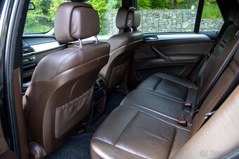 BMW X5 xDrive30d TOP STAV - 20