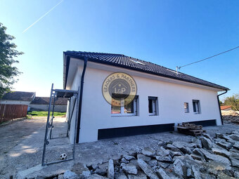 PREDAJ rodinný dom Bezenye - 20
