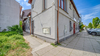 Trojpodlažná polyfunkčná budova v úplnom centre Šamorína na  - 20